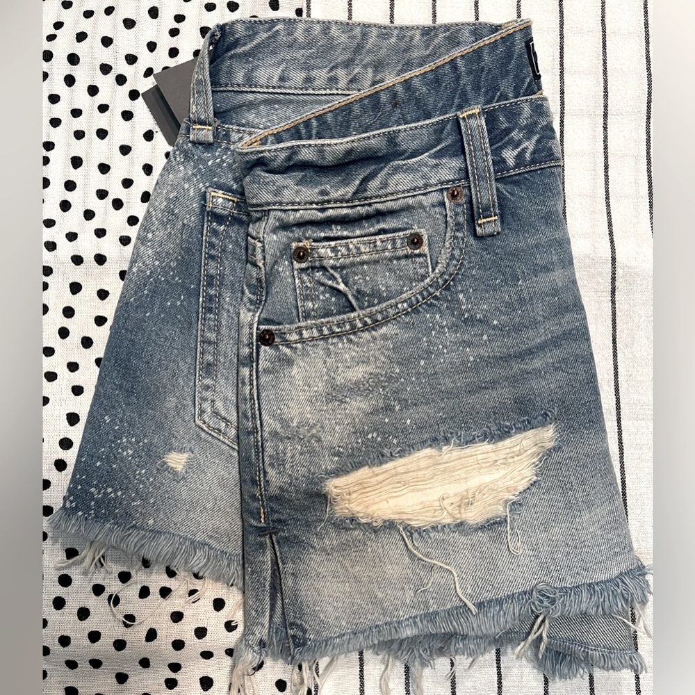 Abercrombie & Fitch AMES LOW RISE BOYFRIEND SHORT Size 24 NWT - Picture 4 of 8